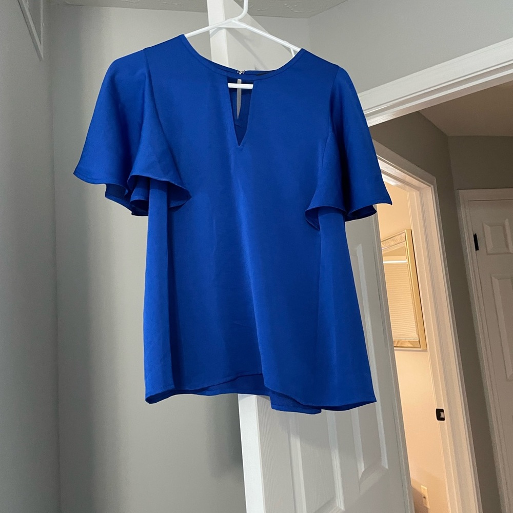 Express Keyhole Top